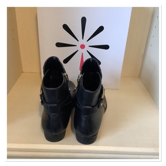 Isaac Mizrahi  Live! Leather Boot - Picture 3 of 5